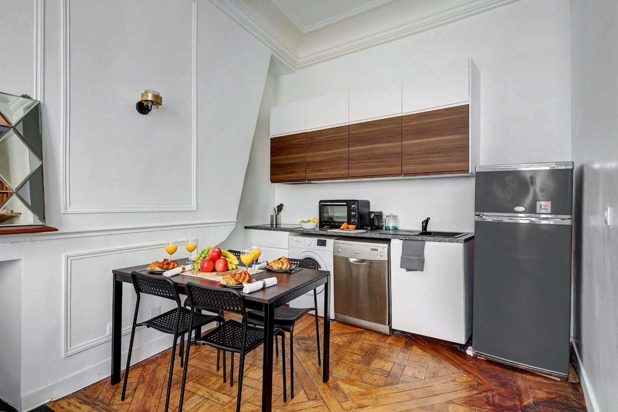 Eiffel Tower & Invalides - 1Br - Cityapartmentstay Paris Exterior photo